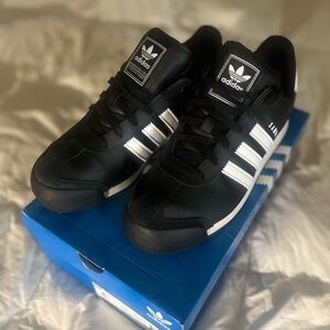 adidas Kids Sneakers in Black and White